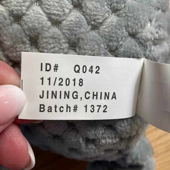 Kellytoy Billy Goat Plush Ram Waffle Quilted Texture Bow Tie Stuffed Animal 16" - Picture 7 of 10